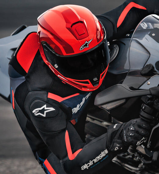 🔥 RIDE WITH CONFIDENCE – GEAR UP WITH ALPINESTARS 🏍️